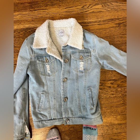 Jean Jacket - Princess Polly size medium - Picture 1 of 3